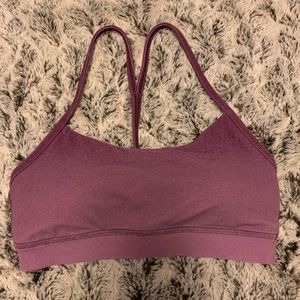 Lululemon Flow Y bra Nulu